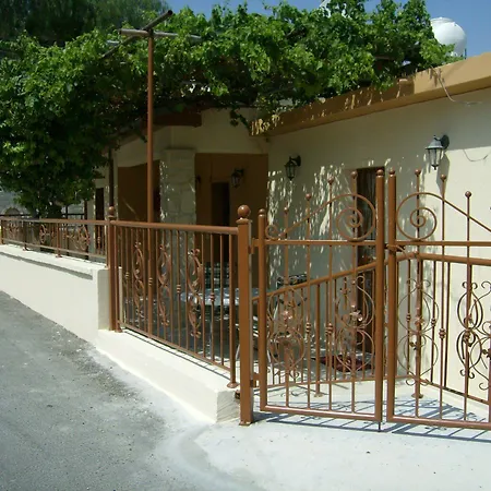 Ferienhaus Patriko Village *