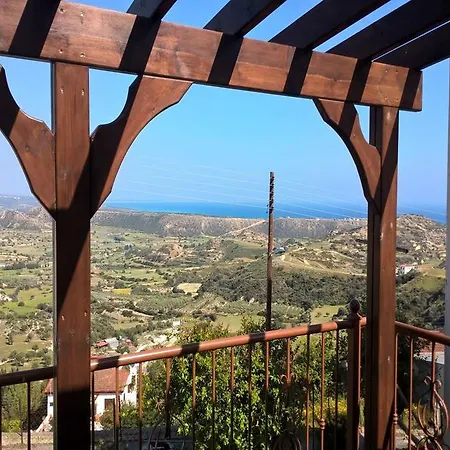 Patriko Village * Piszúri